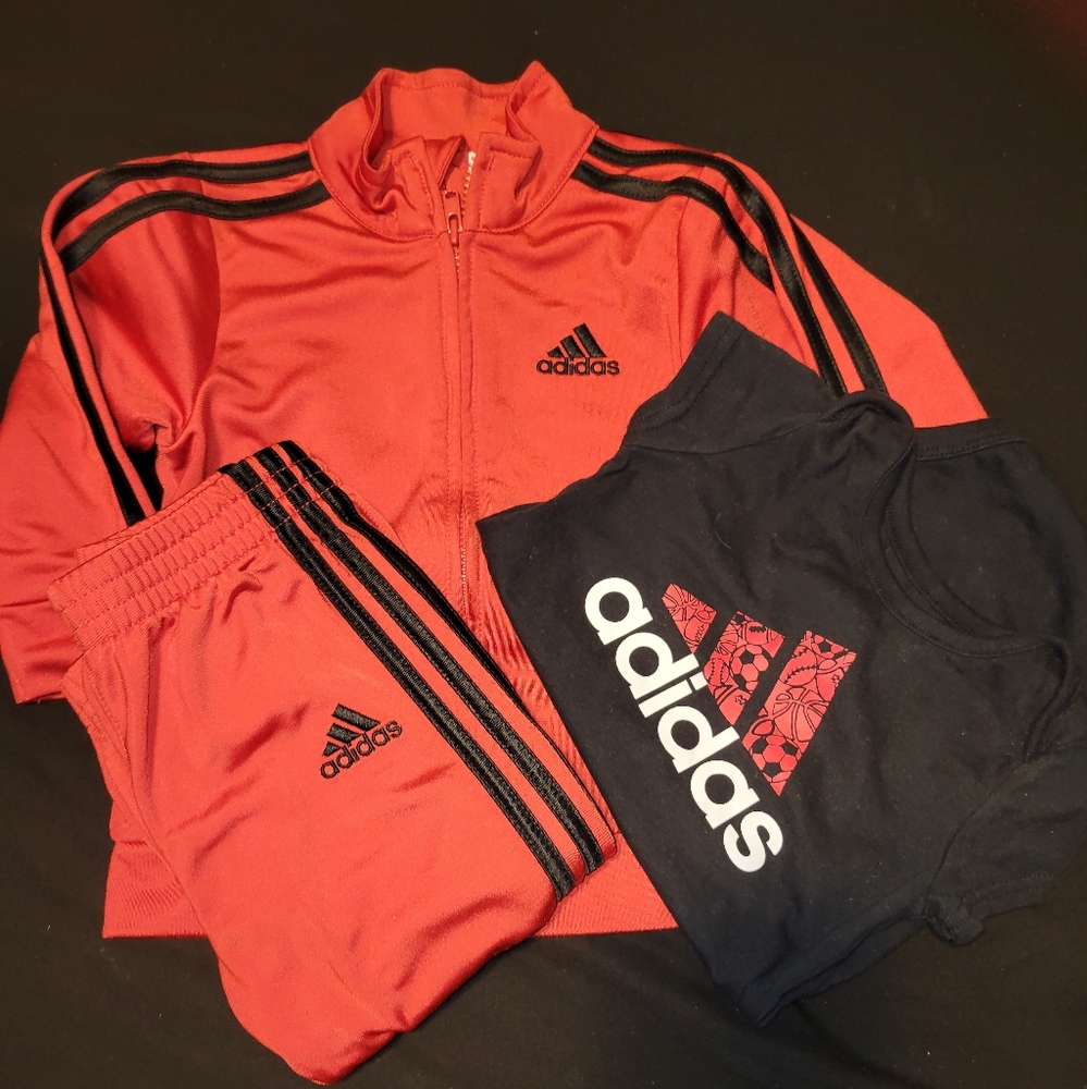 Infant Baby Boy Adidas Outfit (Size 9mo.)